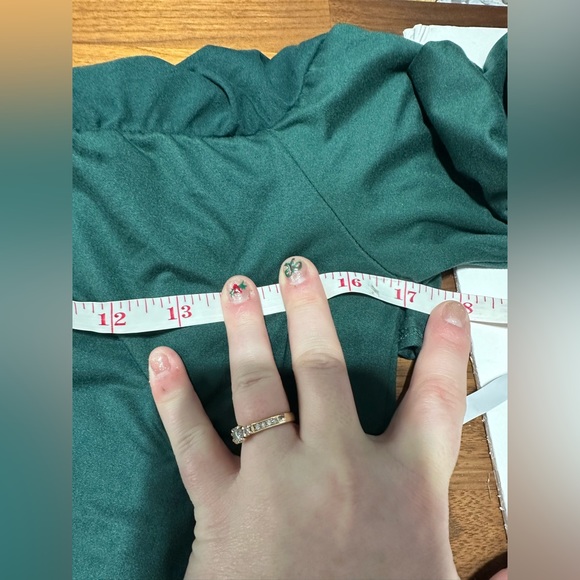 Emerald/forest green pinkblush msternity off the shoulder l/s photoshoot dress - Picture 7 of 8